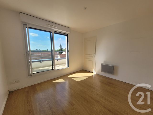 Appartement F3 &agrave; vendre - 3 pi&egrave;ces - 75,89 m2 - Compiegne - 60 - PICARDIE