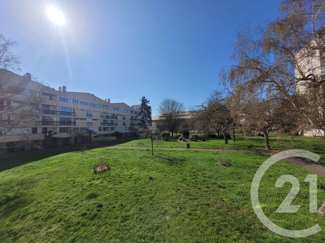 Appartement F3 &agrave; vendre - 3 pi&egrave;ces - 75,49 m2 - Compiegne - 60 - PICARDIE