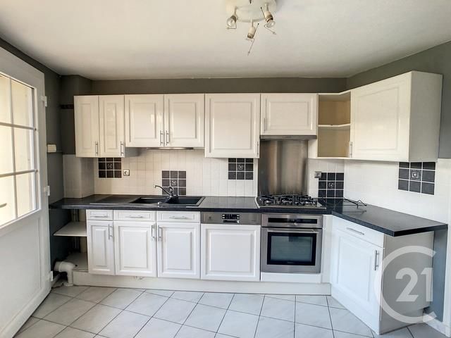 Maison &agrave; louer - 5 pi&egrave;ces - 121,07 m2 - Compiegne - 60 - PICARDIE