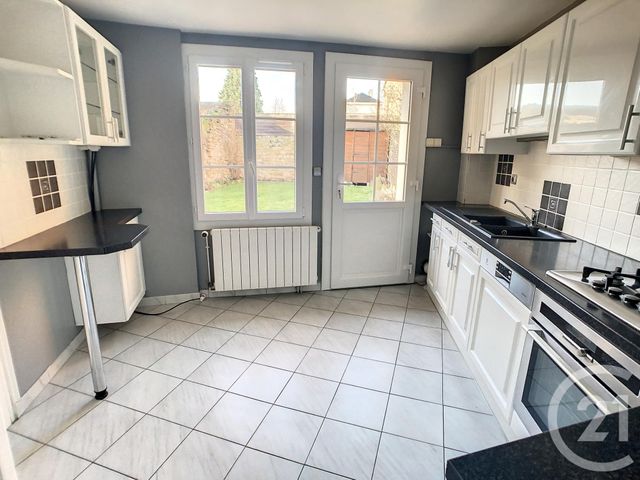 Maison &agrave; louer - 5 pi&egrave;ces - 121,07 m2 - Compiegne - 60 - PICARDIE