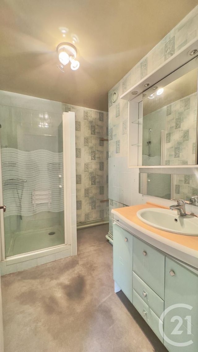 Appartement F5 &agrave; vendre - 5 pi&egrave;ces - 91,30 m2 - Compiegne - 60 - PICARDIE