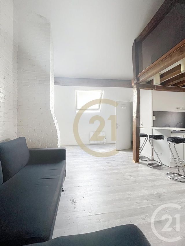Appartement Studio &agrave; louer - 1 pi&egrave;ce - 29,11 m2 - Compiegne - 60 - PICARDIE