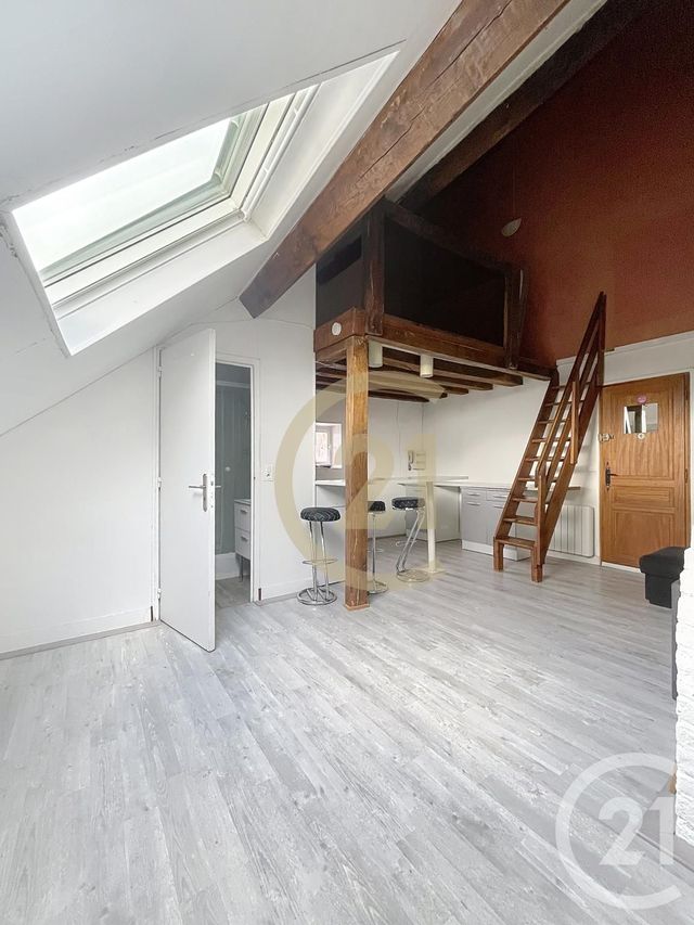 Appartement Studio à louer COMPIEGNE