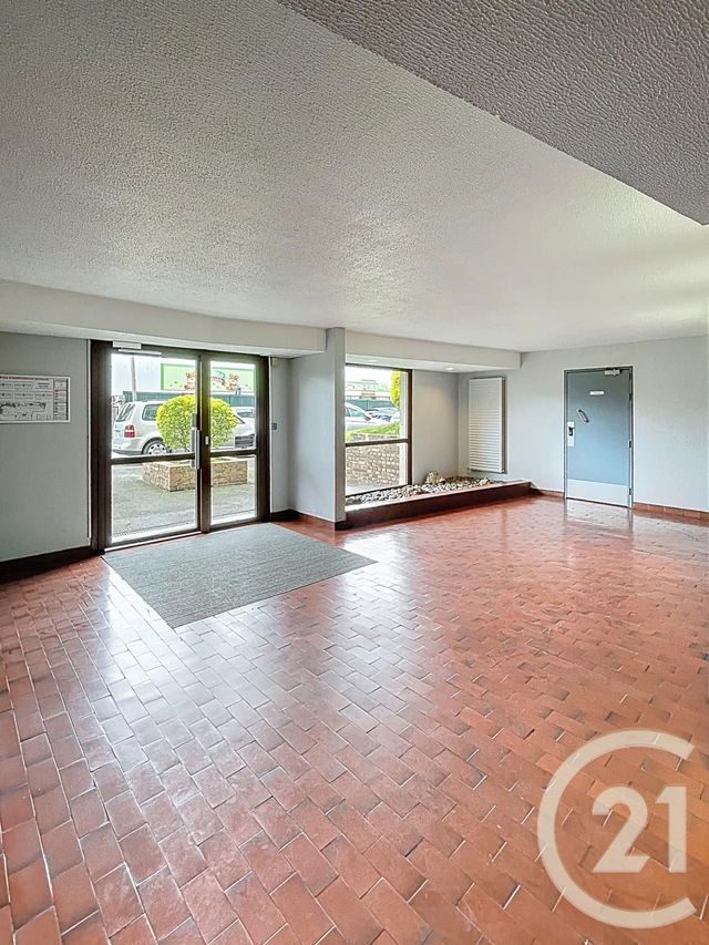 Appartement F1 &agrave; louer - 1 pi&egrave;ce - 28,74 m2 - Margny Les Compiegne - 60 - PICARDIE