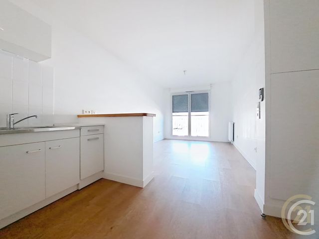 Appartement &agrave; louer - 2 pi&egrave;ces - 39,23 m2 - Compiegne - 60 - PICARDIE