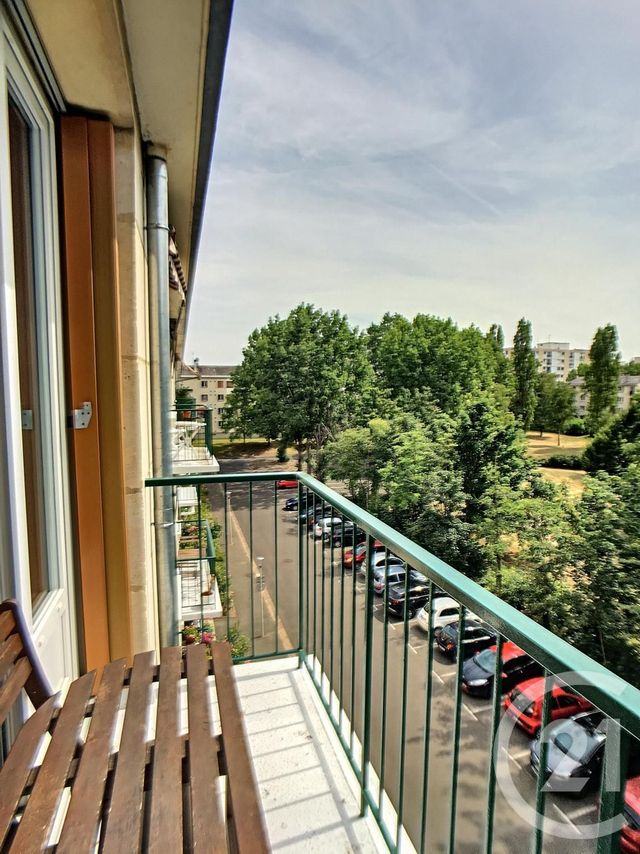 Appartement F2 &agrave; louer - 2 pi&egrave;ces - 50,65 m2 - Compiegne - 60 - PICARDIE