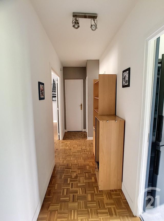 Appartement F2 &agrave; louer - 2 pi&egrave;ces - 50,65 m2 - Compiegne - 60 - PICARDIE