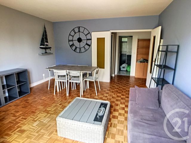 Appartement F2 &agrave; louer - 2 pi&egrave;ces - 50,65 m2 - Compiegne - 60 - PICARDIE