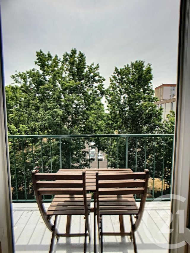 Appartement F2 &agrave; louer - 2 pi&egrave;ces - 50,65 m2 - Compiegne - 60 - PICARDIE