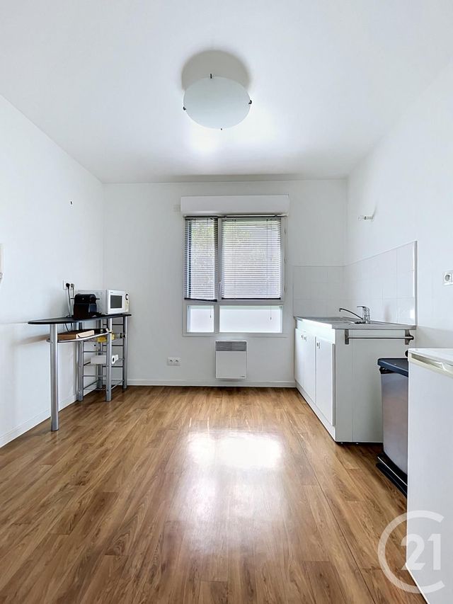 Appartement Local &agrave; vendre - 3 pi&egrave;ces - 54,33 m2 - Compiegne - 60 - PICARDIE