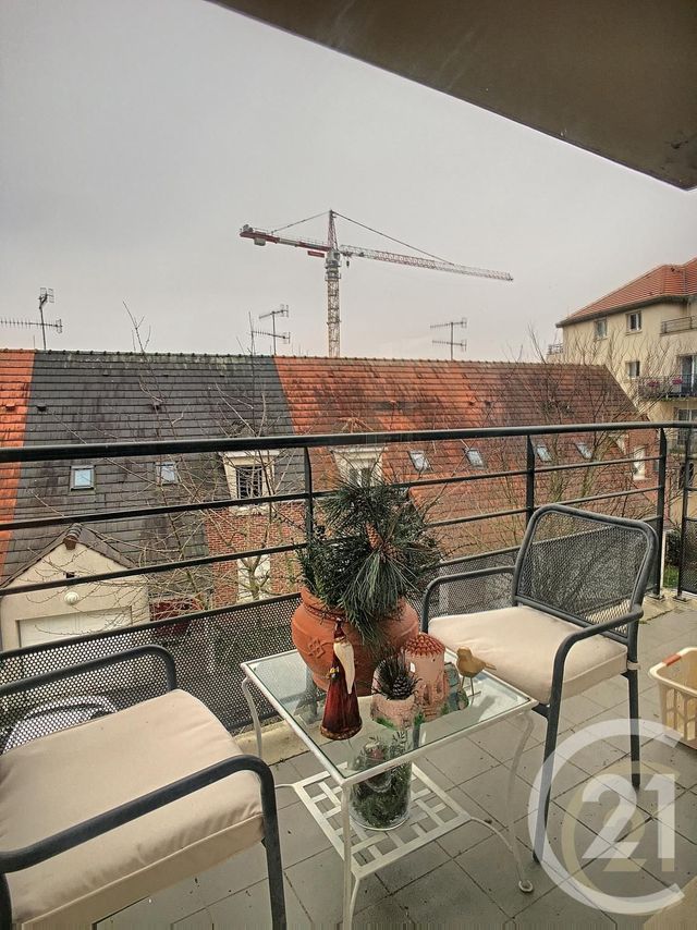 Appartement F2 &agrave; louer - 2 pi&egrave;ces - 50,54 m2 - Margny Les Compiegne - 60 - PICARDIE