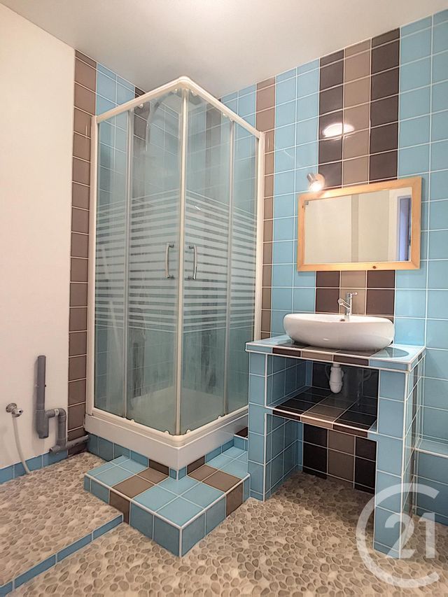 Appartement F4 &agrave; louer - 4 pi&egrave;ces - 63,54 m2 - Compiegne - 60 - PICARDIE