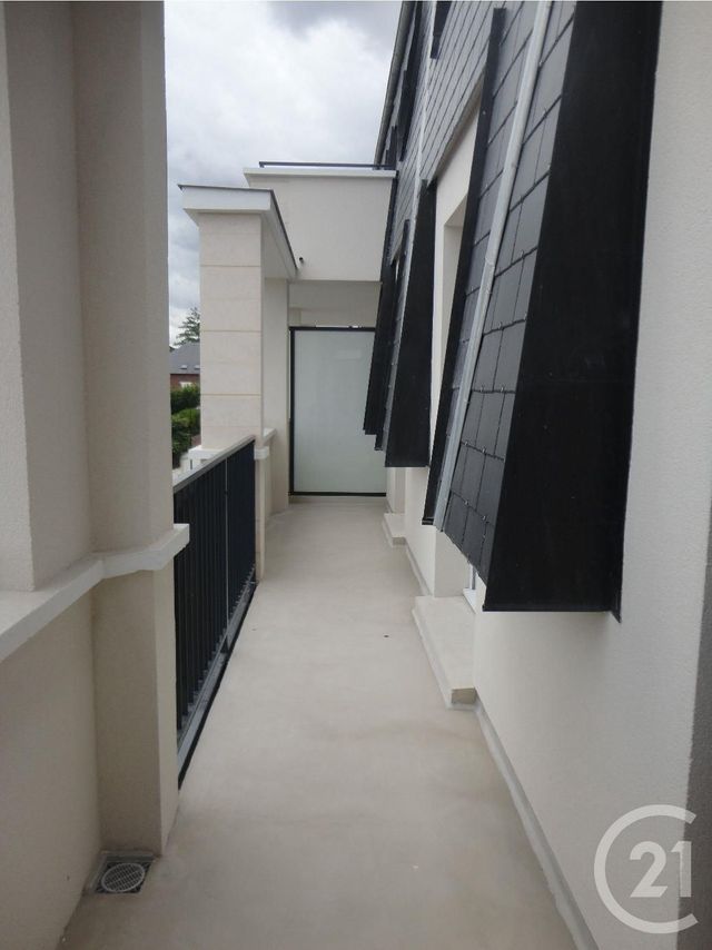 Appartement F2 &agrave; louer - 2 pi&egrave;ces - 53,72 m2 - Compiegne - 60 - PICARDIE