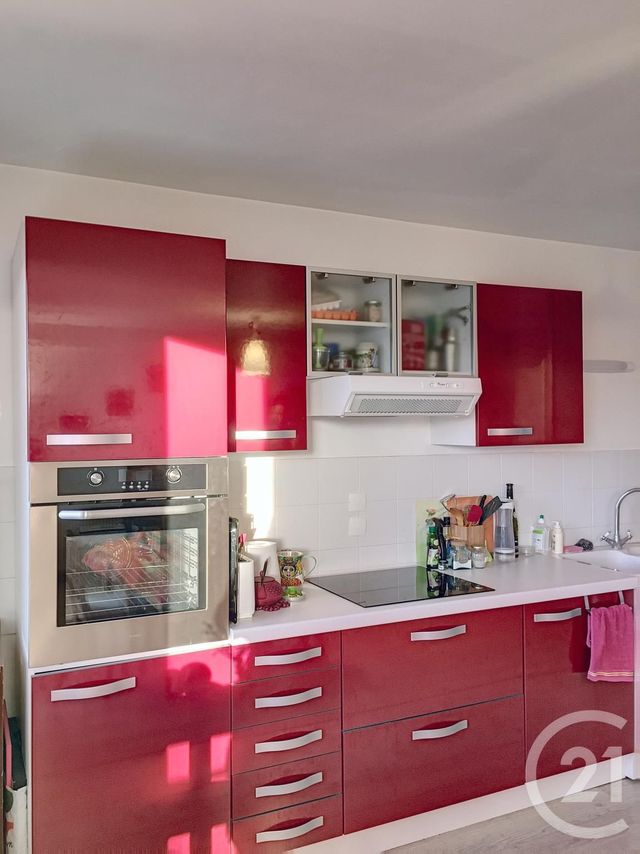 Appartement F2 &agrave; louer - 2 pi&egrave;ces - 53,54 m2 - Compiegne - 60 - PICARDIE