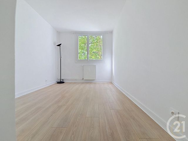 Appartement F2 &agrave; louer - 2 pi&egrave;ces - 46,72 m2 - Compiegne - 60 - PICARDIE