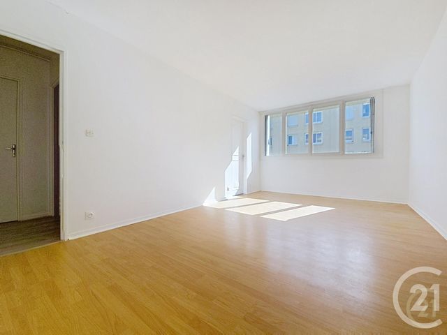 Appartement F2 &agrave; louer - 2 pi&egrave;ces - 46,72 m2 - Compiegne - 60 - PICARDIE