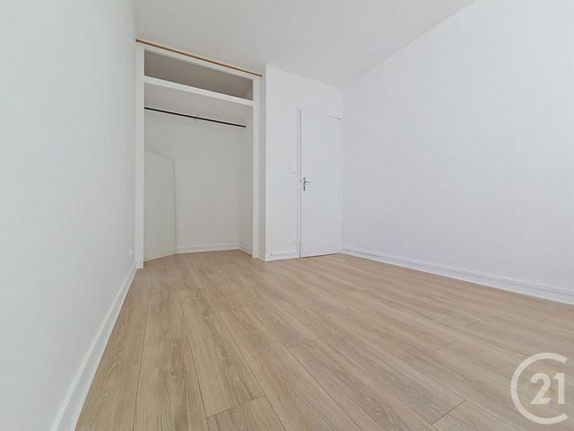 Appartement F2 &agrave; louer - 2 pi&egrave;ces - 46,72 m2 - Compiegne - 60 - PICARDIE