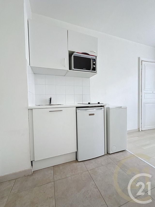 Appartement F1 &agrave; louer - 1 pi&egrave;ce - 23,11 m2 - Compiegne - 60 - PICARDIE