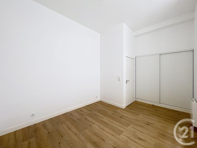 Appartement Duplex &agrave; louer - 5 pi&egrave;ces - 137,80 m2 - Compiegne - 60 - PICARDIE