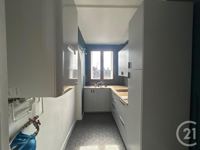 Appartement F2 &agrave; louer - 2 pi&egrave;ces - 44,61 m2 - Compiegne - 60 - PICARDIE
