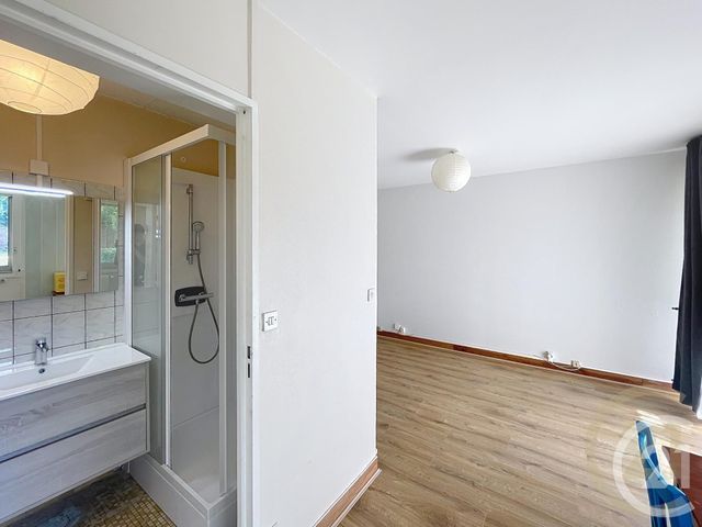 Appartement F1 &agrave; louer - 1 pi&egrave;ce - 25,45 m2 - Compiegne - 60 - PICARDIE