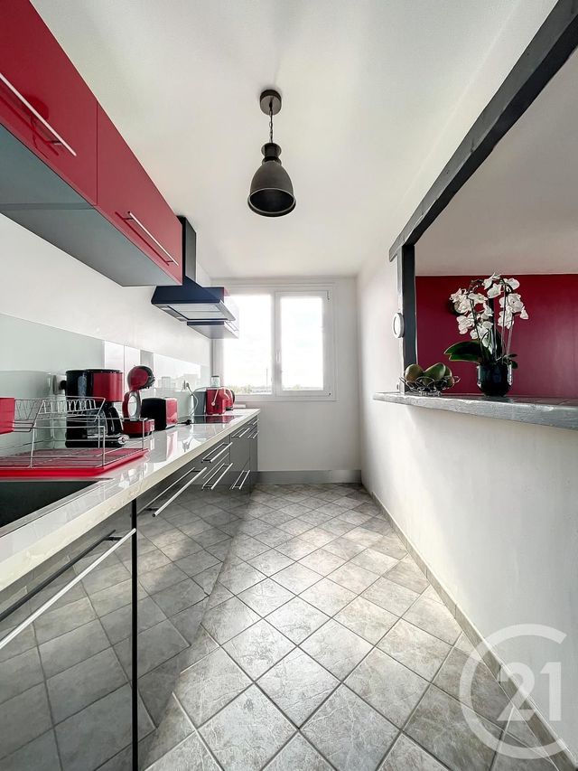 Appartement F3 &agrave; vendre - 4 pi&egrave;ces - 82,09 m2 - Compiegne - 60 - PICARDIE