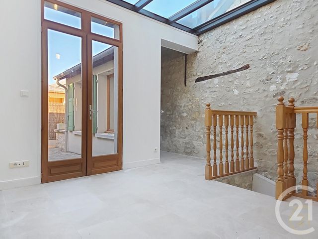 Maison &agrave; louer - 8 pi&egrave;ces - 156 m2 - Compiegne - 60 - PICARDIE