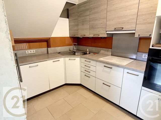Maison &agrave; louer - 8 pi&egrave;ces - 156 m2 - Compiegne - 60 - PICARDIE