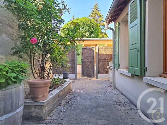 Maison &agrave; louer - 8 pi&egrave;ces - 156 m2 - Compiegne - 60 - PICARDIE
