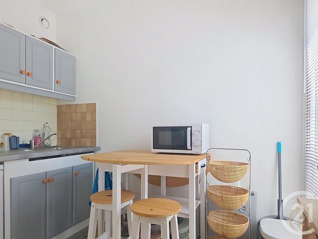 Appartement Studio &agrave; louer - 1 pi&egrave;ce - 28,44 m2 - Compiegne - 60 - PICARDIE