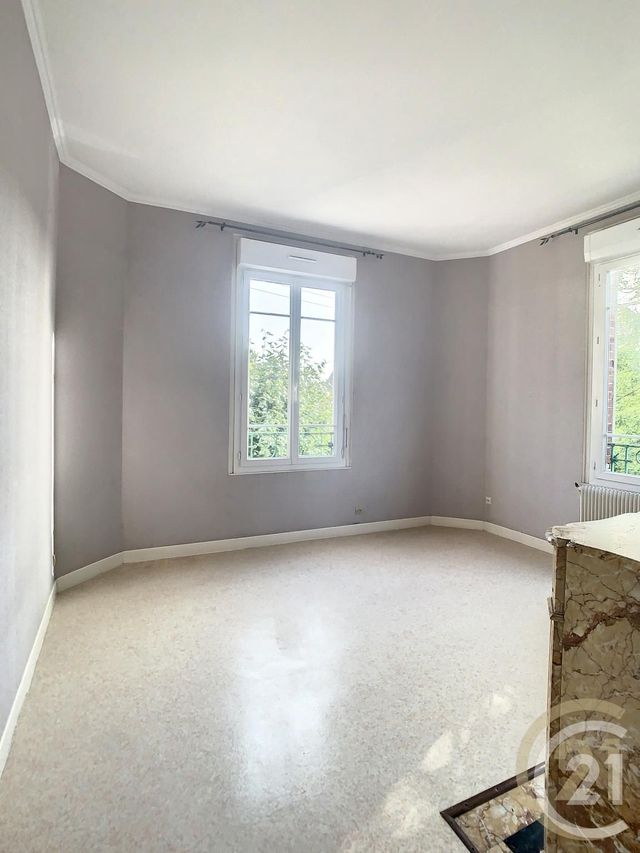 Appartement F1 bis &agrave; louer - 2 pi&egrave;ces - 35,14 m2 - Compiegne - 60 - PICARDIE