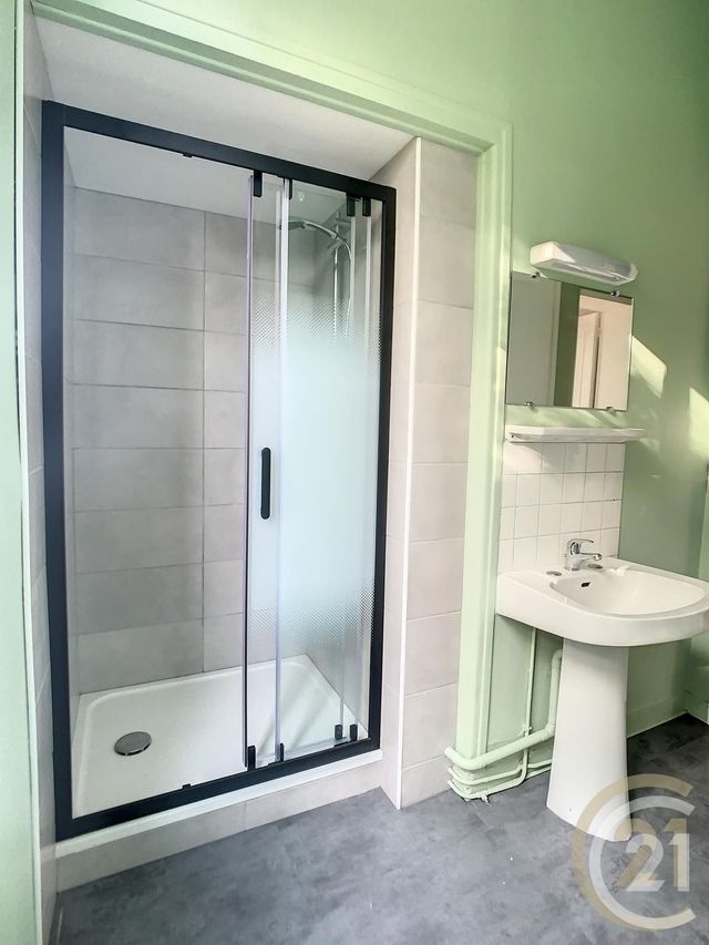 Appartement F1 bis &agrave; louer - 2 pi&egrave;ces - 35,14 m2 - Compiegne - 60 - PICARDIE