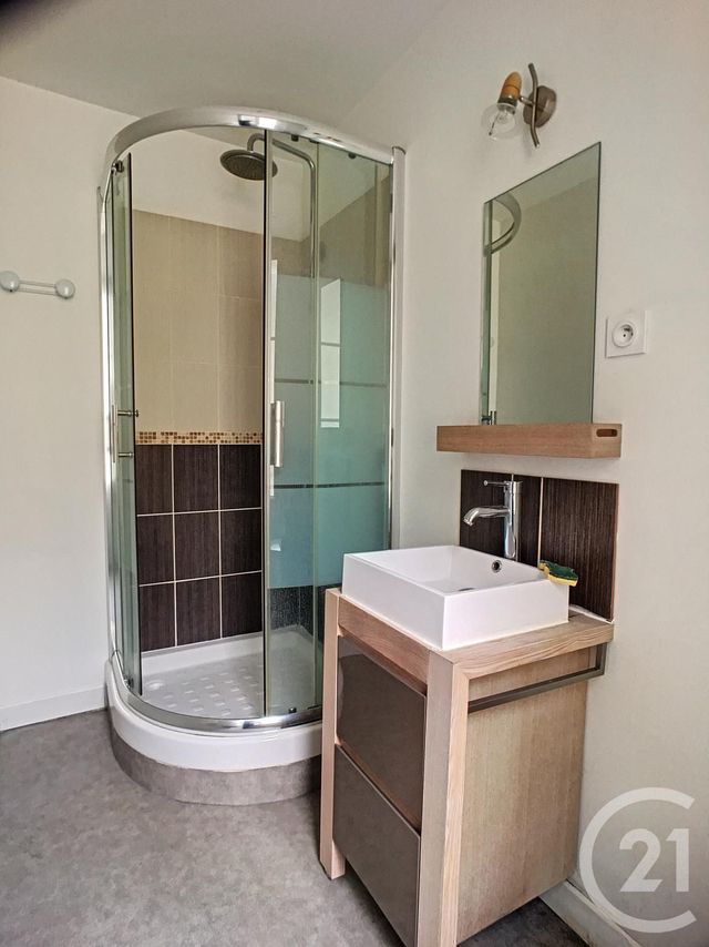 Appartement Studio &agrave; louer - 1 pi&egrave;ce - 14,79 m2 - Compiegne - 60 - PICARDIE