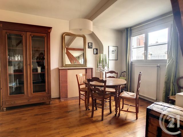 Appartement F3 &agrave; louer - 3 pi&egrave;ces - 69,49 m2 - Compiegne - 60 - PICARDIE