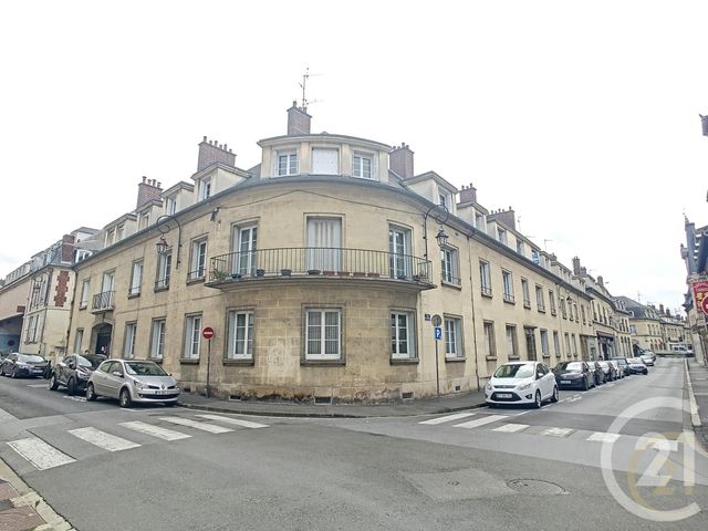 Appartement F3 &agrave; louer - 3 pi&egrave;ces - 69,49 m2 - Compiegne - 60 - PICARDIE