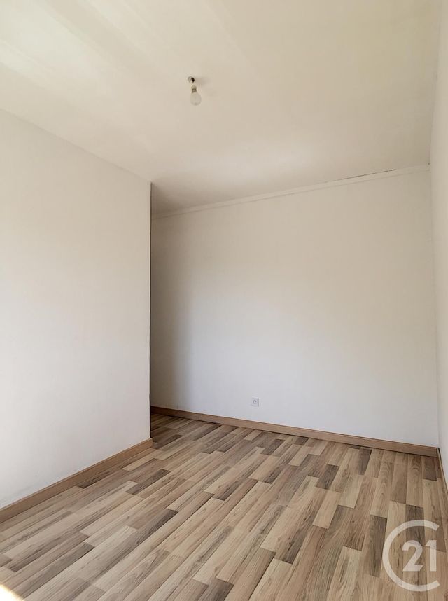 Appartement F2 &agrave; louer - 2 pi&egrave;ces - 37 m2 - Verberie - 60 - PICARDIE