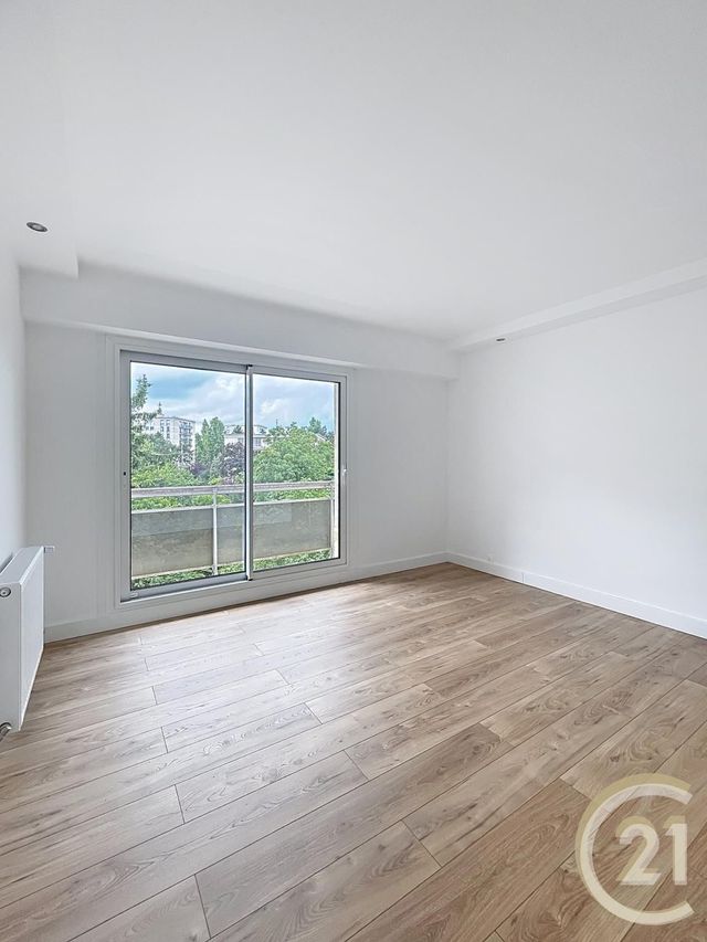 Appartement F3 &agrave; louer - 3 pi&egrave;ces - 69,45 m2 - Compiegne - 60 - PICARDIE