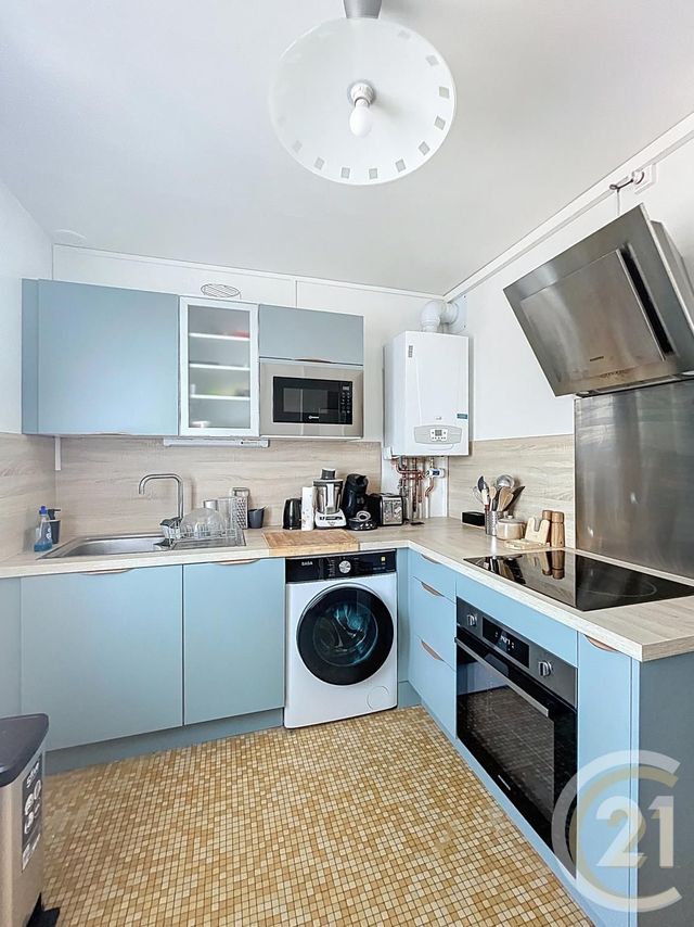 Appartement Chambre &agrave; louer - 1 pi&egrave;ce - 10,32 m2 - Compiegne - 60 - PICARDIE