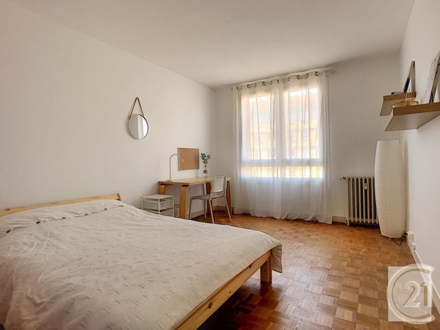 Appartement Chambre &agrave; louer - 4 pi&egrave;ces - 13,62 m2 - Compiegne - 60 - PICARDIE