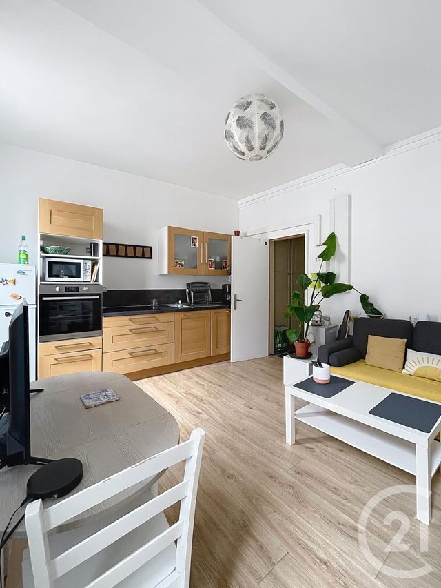 Appartement F2 &agrave; louer - 2 pi&egrave;ces - 31,15 m2 - Compiegne - 60 - PICARDIE