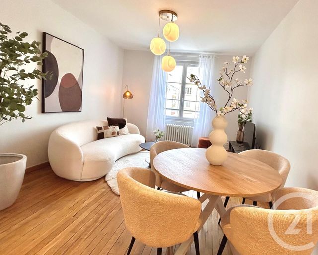 Appartement T3 &agrave; louer - 3 pi&egrave;ces - 65,40 m2 - Compiegne - 60 - PICARDIE