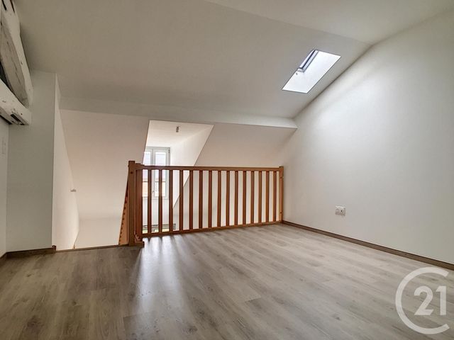 Appartement F3 &agrave; louer - 3 pi&egrave;ces - 65,10 m2 - Compiegne - 60 - PICARDIE