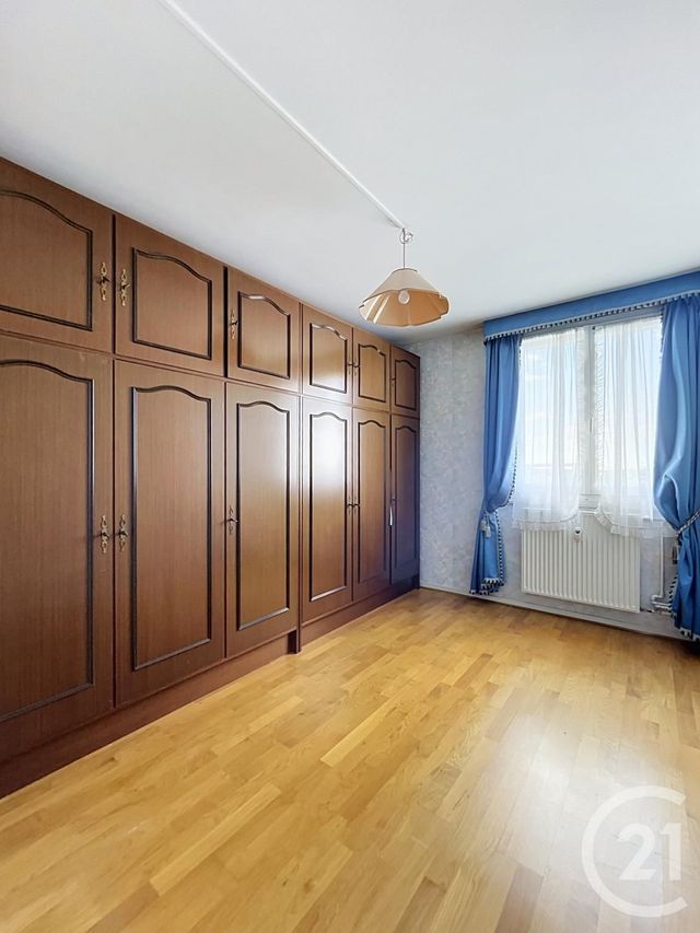 Appartement F4 &agrave; vendre - 4 pi&egrave;ces - 80 m2 - Compiegne - 60 - PICARDIE