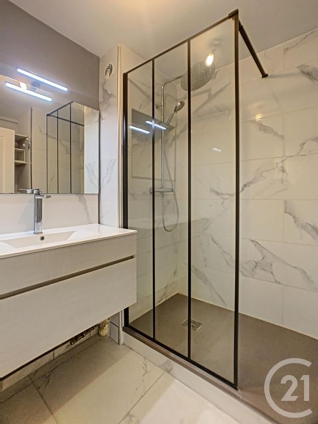 Appartement F3 &agrave; louer - 3 pi&egrave;ces - 70,64 m2 - Margny Les Compiegne - 60 - PICARDIE