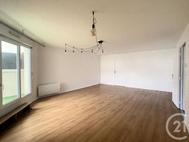 Appartement F3 &agrave; louer - 3 pi&egrave;ces - 70,64 m2 - Margny Les Compiegne - 60 - PICARDIE