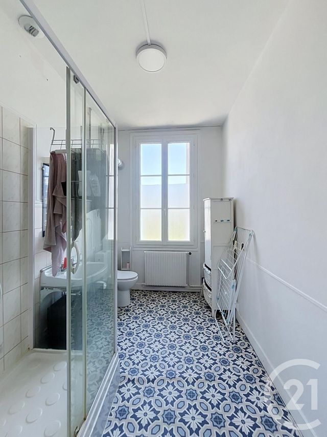 Appartement Chambre &agrave; louer - 1 pi&egrave;ce - 12,40 m2 - Compiegne - 60 - PICARDIE