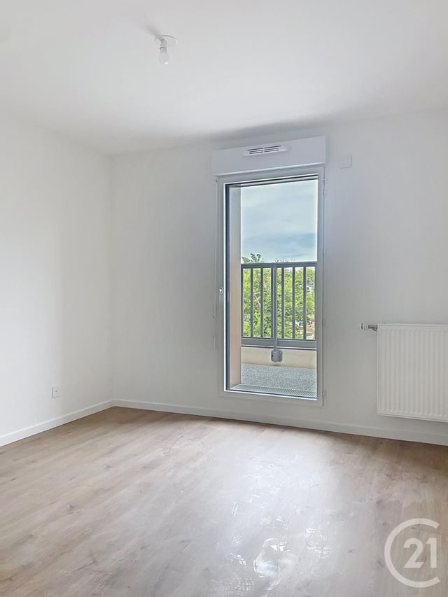 Appartement F3 &agrave; vendre - 3 pi&egrave;ces - 69,54 m2 - Compiegne - 60 - PICARDIE