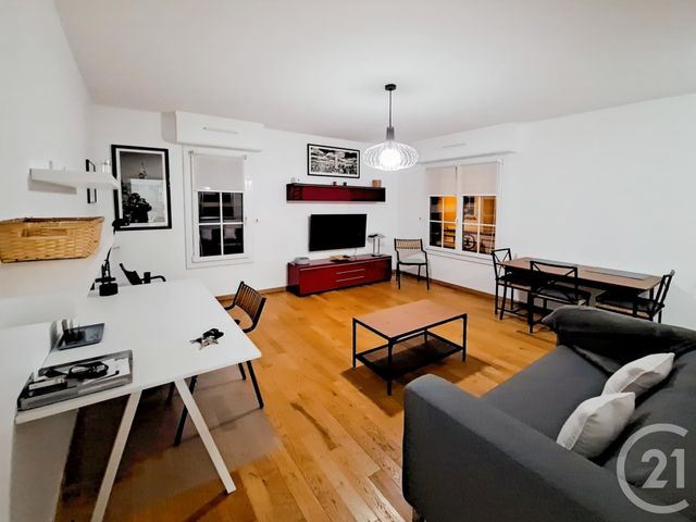 Appartement F2 &agrave; louer - 2 pi&egrave;ces - 55,73 m2 - Compiegne - 60 - PICARDIE