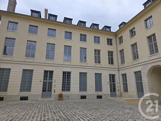 Appartement F3 &agrave; louer - 3 pi&egrave;ces - 65,55 m2 - Compiegne - 60 - PICARDIE