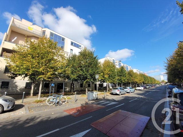 Appartement F1 &agrave; louer - 1 pi&egrave;ce - 33,09 m2 - Compiegne - 60 - PICARDIE
